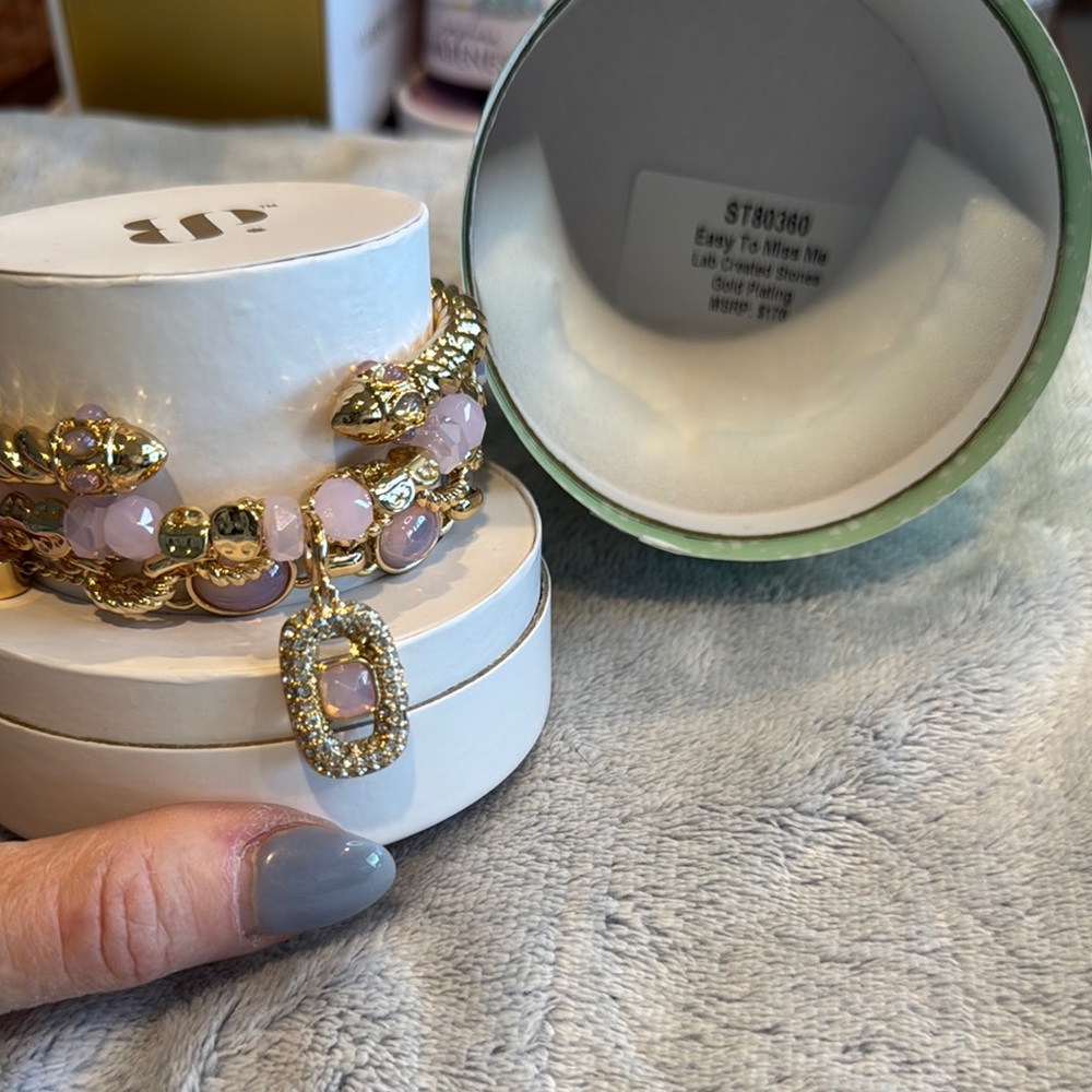 Elegant Gold and Pink Bracelet